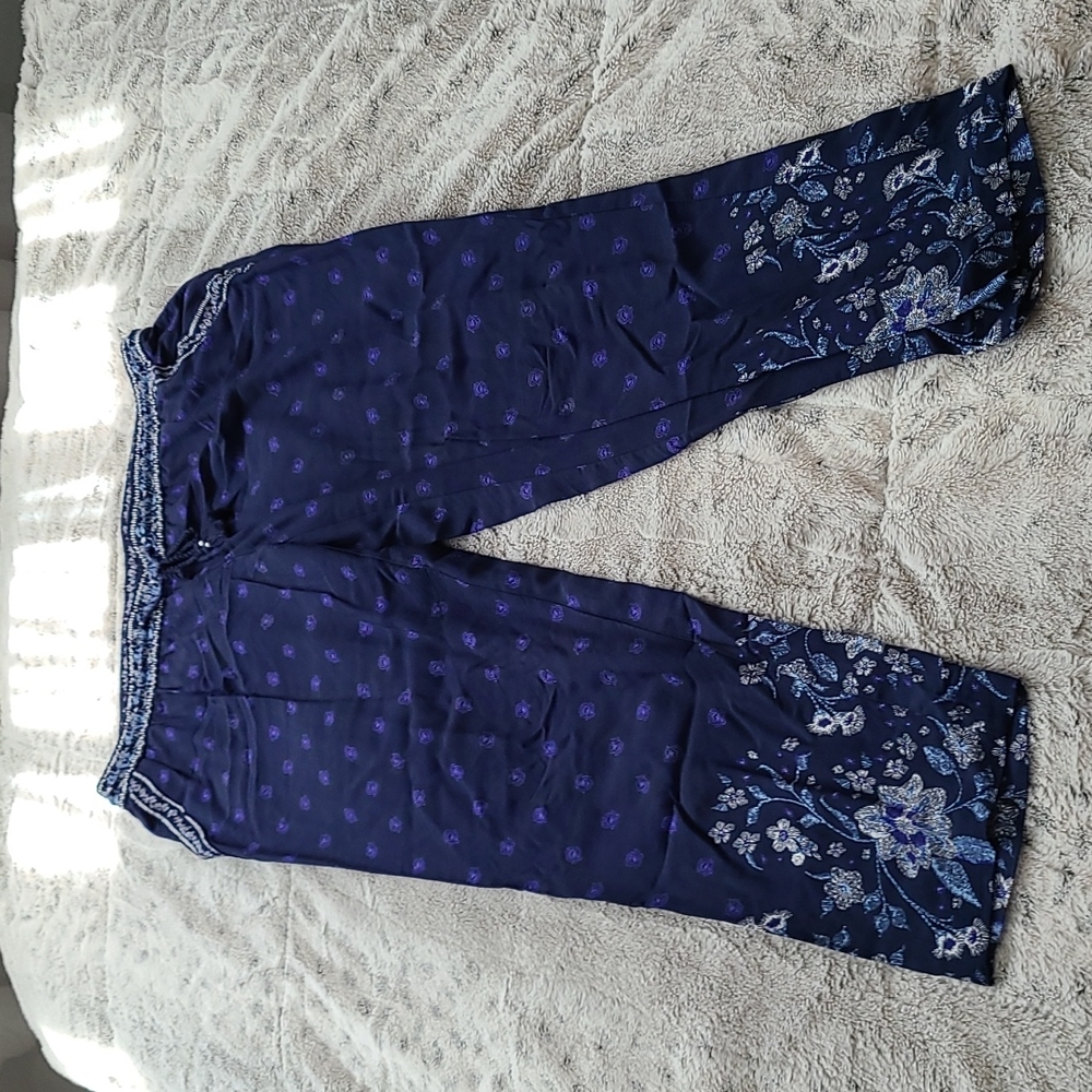Old Navy Soft Pant. Size small.